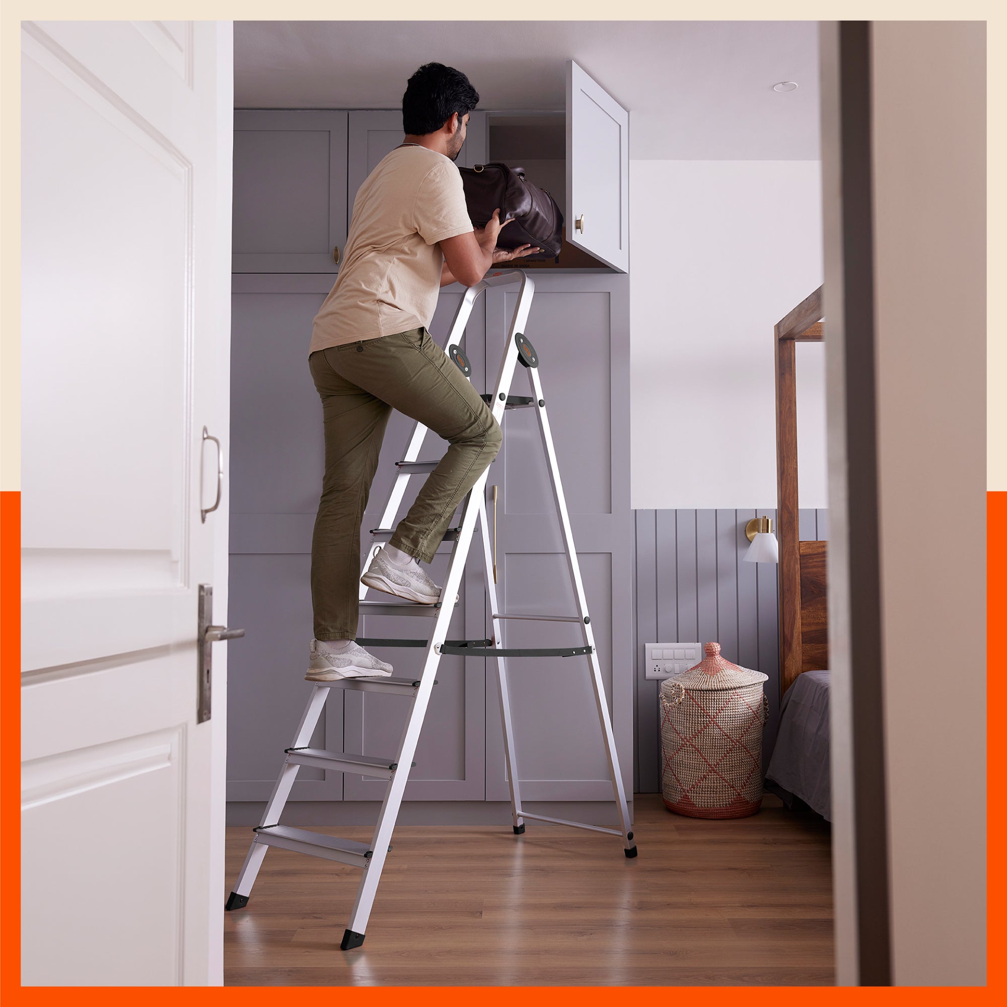 Bathla Advance Carbon - 7 Step Foldable Aluminium Ladder For Home (Black)